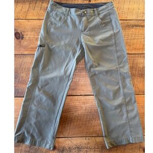 Patagonia Womens Light Olive Green Outdoor Hiking Fishing Cropped Pants Size 0